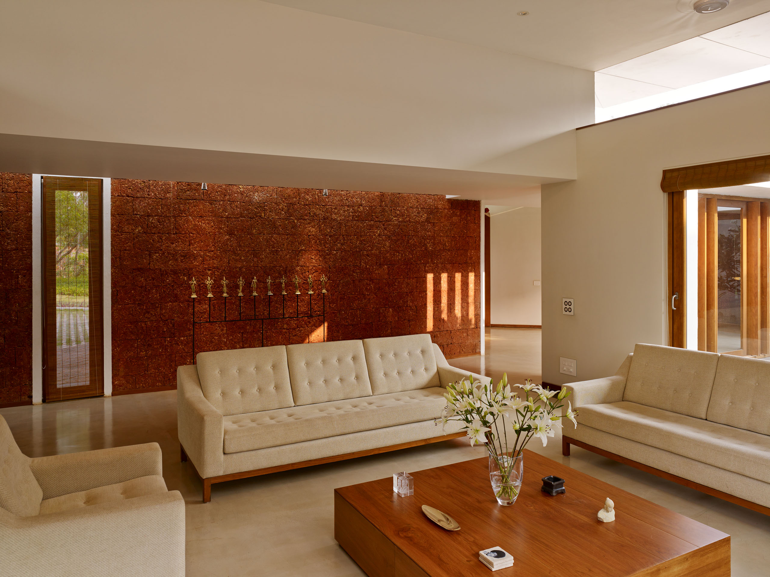 E13430 ALPA 036712 j2560